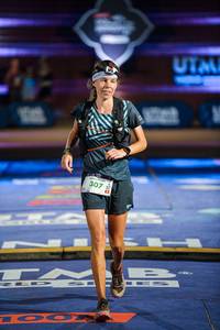 BIB: 307
                            <button type="button" onclick="openModal(22758532)" class="btn btn-primary btn-sm float-right btn-popup" data-toggle="modal" data-target=".modal-high-quality">
                        <i class="fas fa-shopping-cart"></i> Add to Cart
                    </button>
                                            <button type="button" onclick="isThisMe(22758532, true)" class="btn btn-success btn-sm float-right btn-popup btn-isme hidden" data-toggle="tooltip" data-placement="bottom" title="นี่คือรูปของคุณใช่ไหม คลิกที่นี่เพื่อเอาเข้าอัลบั้ม">
                        <i class="fas fa-plus"></i> Add to album
                    </button>
                    <button type="button" onclick="isThisMe(22758532, false)" class="btn btn-warning btn-sm float-right btn-popup btn-isnotme hidden">
                        <i class="fas fa-ban"></i> Remove from album
                    </button>